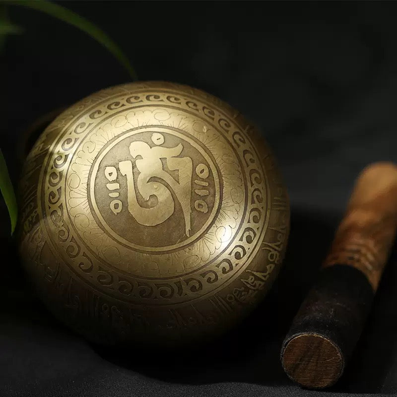 Endless Knot Singing Bowl